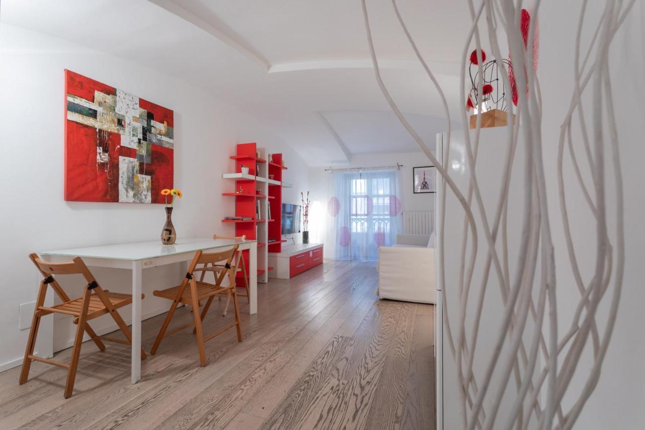 Red Studio Near Porta Nuova By Wonderful Italy Turim Exterior foto